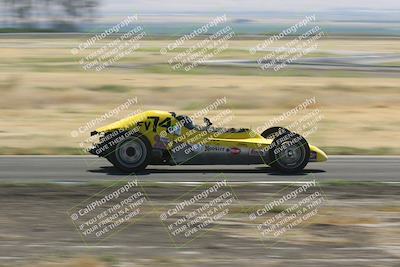 media/Jun-01-2024-CalClub SCCA (Sat) [[0aa0dc4a91]]/Group 4/Race/